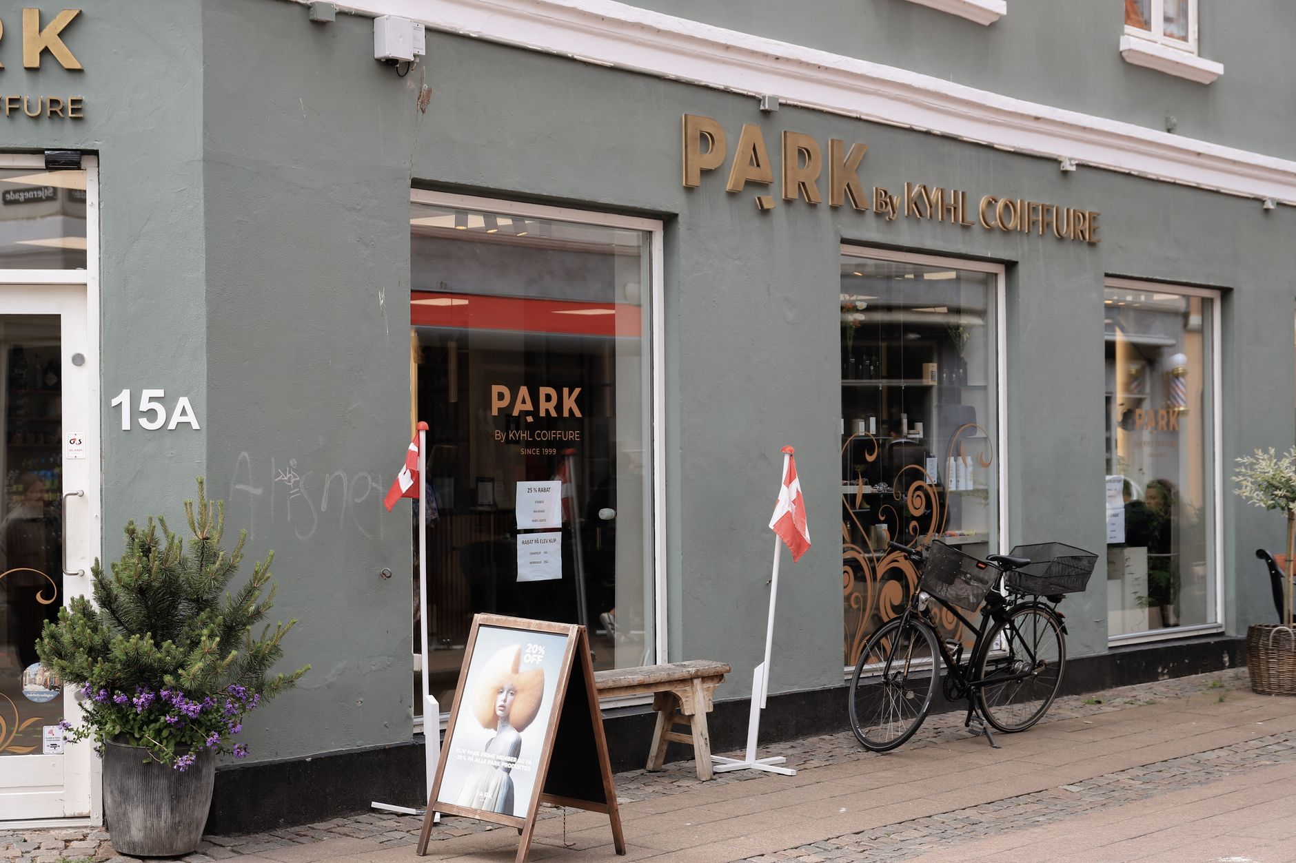 Notatbog og papirer fra selskabsadministrationen